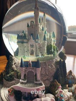 29 Disney Snow Globes REDUCED