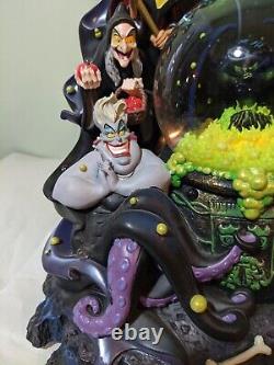 Art Of Disney Villains Snow Globe WithBox. Working Fantastic Condition