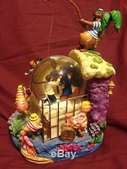 BEDKNOBS And BROOMSTICKS LIMITED EDITION #520 of only 600 MADE disney snowglobe