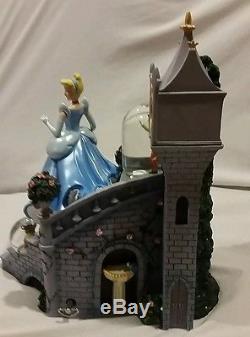 Beautiful Disney Cinderella Musical Snowglobe WithClock Tower Limited Edition NIB