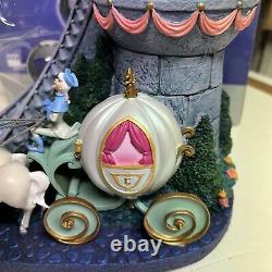 CINDERELLA DREAM OF THE BALL Musical Light up double Snow Globe Rare & Retired