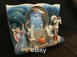 CINDERELLA Vintage Disney Once Upon A Time Storybook Music Box Snow Globe 74-4