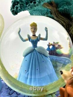 Cinderella Light Up Musical Snow Globe Magical Gown