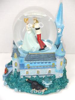 Cinderella Lighted, Musical, Twirling Snow Globe A Dream is a Wish Your Heart