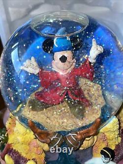 DISNEY Mickey Mouse FANTASIA THE SORCERER'S APPRENTICE Musical Snow Globe