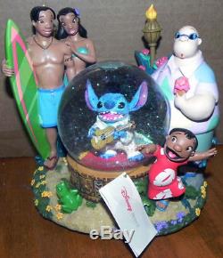 DISNEY STORE EXCLUSIVE LILO AND STITCH AS ELVIS SNOWGLOBE MUSICAL ALOHA OE WithBOX