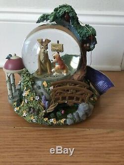 DISNEY's Lady and the Tramp Wet Cement Musical Snow Globe Bella Notte