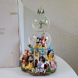 Disney A Magical Gathering Double Snow Globe Musical (Pinocchio is damaged)