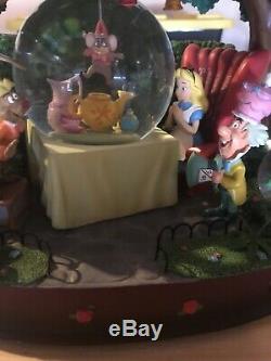 Disney Alice In Wonderland Snow Globe Mad Hatter's Tea Party Unbirthday. READ