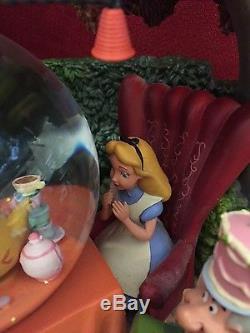 Disney Alice In Wonderland Tea Party Unbirthday Snow Globe
