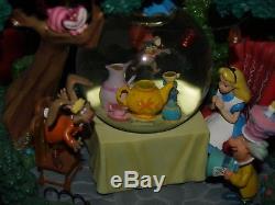 Disney Alice in Wonderland Mad Hatter Tea Party Snowglobe