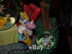 Disney Alice in Wonderland Mad Hatter Tea Party Snowglobe
