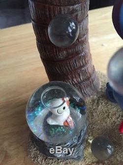 Disney Auctions Lilo And Stitch With Ducklings Snow globe LE Of 350