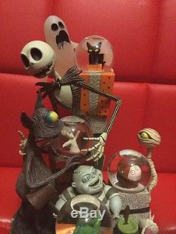 Disney Auctions Making Christmas Nightmare before Christmas Snowglobe LE 500