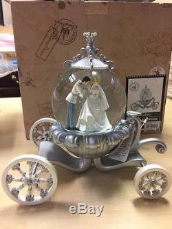 Disney Cinderella Wedding Carriage Snow Globe (2096)