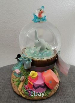 Disney Dumbo Takes A Bubble Bath Snowglobe Collectible Snow Water Globe Working