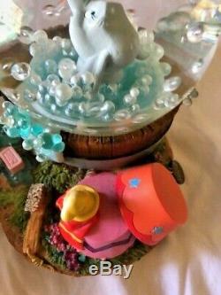 Disney Dumbo Takes a Bubble Bath Snow Globe Plays Rock a Bye Baby