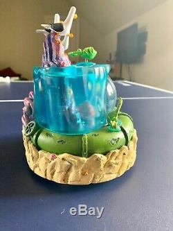 Disney Finding Nemo Snow Globe with Box