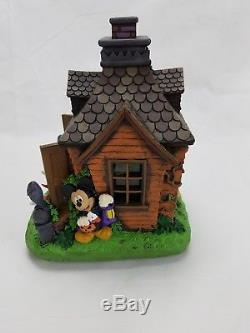 Disney Haunted House Mickey Mouse Snowglobe. Very Rare