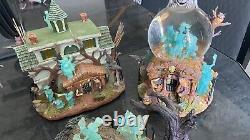 Disney Haunted Mansion Snow Globe 3 piece graveyard crypt set