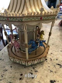 Disney Mary Poppins Carousal Snow Globe plays Jolly Holiday, Please read details
