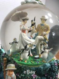 Disney Mary Poppins Let's Go Fly A Kite! Motion Fig Musical Snow Globe