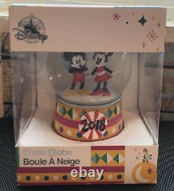 Disney Mickey Minnie Mouse 2018 Exclusive Snow Globe Holiday Dome Christmas NEW