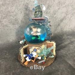 Disney Mickey Mouse And Lonesome Ghosts Holloween Snow Globe
