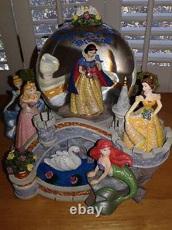 Disney Multi Princess Snow Globe Snow White Cinderella Belle Mermaid Music