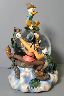 Disney Musical Snow Globe Mickey and the Beanstalk plays Funiculi Funicula
