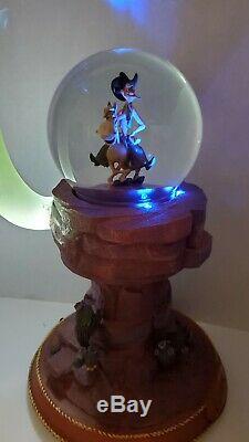 Disney Pedestal Snow Globe Pecos Bill & Widowmaker Rare
