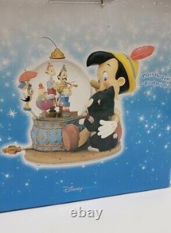 Disney Pinocchio & Figaro Magic Musical Animated Snow Globe Brahm's Waltz New