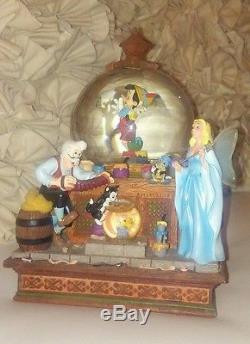 Disney Pinocchio Snow Globe