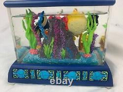 Disney Pixar Finding Nemo Aquarium Fish Tank Snow Globe Music Box Tiny Bubbles