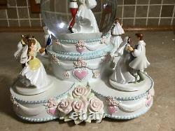 Disney Princesses Wedding Cake Dancing Figurine Musical Snow Globe-FIGURES TURN