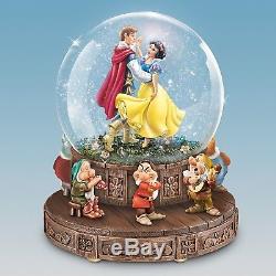Disney Snow White And The Seven Dwarfs Musical Glitter Globe NEW Bradford Prince