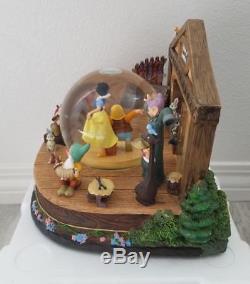 Disney Snow White & Seven Dwarfs Musical Rotating Snowglobe Water Snow Globe New