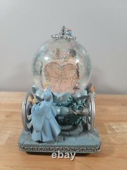 Disney Snowglobe Cinderella & Prince Musical Carriage Motorized 50th Anniversary