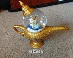 Disney Store Art of Jasmine Snow Globe A Whole New World- Aladdin, Princess