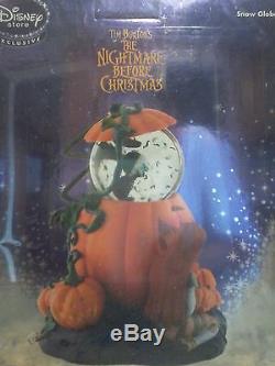 Disney Store Exclusive Nightmare Before Christmas Musical Snow Globe