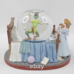 Disney Store Exclusive Peter Pan in Bedroom Water Ball Snow Globe Wendy Tinker