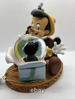 Disney Store Exclusive Pinocchio Snowglobe Snow Globe Figaro Jiminy Cricket