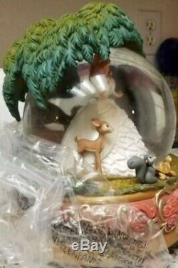 Disney Store Large Enchanted Giselle and Woodland Friends Snow Globe 2008 Rare