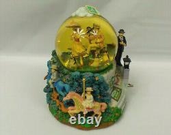 Disney Store Mary Poppins Let's Go Fly A Kite Water Snow Globe Music Box READ