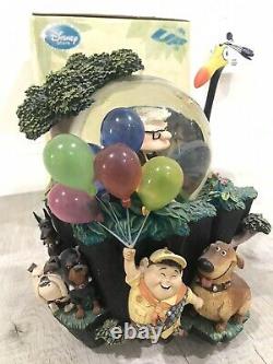 Disney Store Pixar Up Snow Globe RARE HTF Excellent Condition Carl Russell Dug