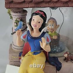 Disney Store Snow White And Dopey Wishing Well Snow Globe In Original Box READ