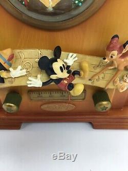 Disney Store Vintage Radio Snow globe With Box Mickey Dumbo & More Lights Up Rare