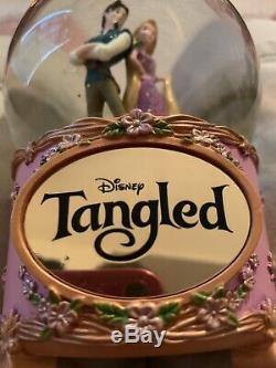Disney Tangled Musical Snow Globe Rapunzel And Flynn Rider Extremely Rare