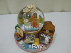 Disney The Aristocats Everybody Wants To Be A Cat Collectible Musical Snow Globe