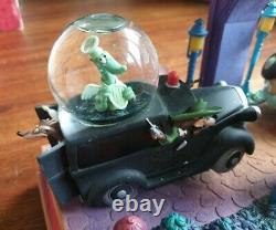 Disney Who Framed Roger Rabbit Jessica's Theme Car Chase Light-Up Snow Globe